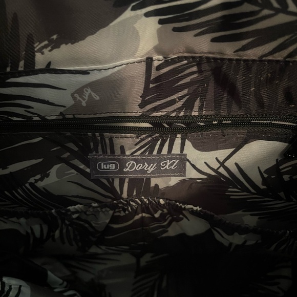 Lug Dory XL Convertible Tote Bag Black - Picture 3 of 3